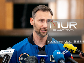 Polish astronaut Slawosz Uznanski-Wisniewski speaks during a press conference at the AGH University in Krakow, Poland, on November 4, 2025.  by Marcin Golba/NurPhoto