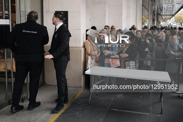 People queue in front of the BHV department store in Paris, France, on November 5, 2025, on the opening day of Asian e-commerce giant Shein'... by Jerome Gilles/NurPhoto