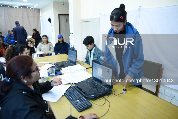 Voter Registration Rush Ahead Of Nepal Parliamentary Elections
