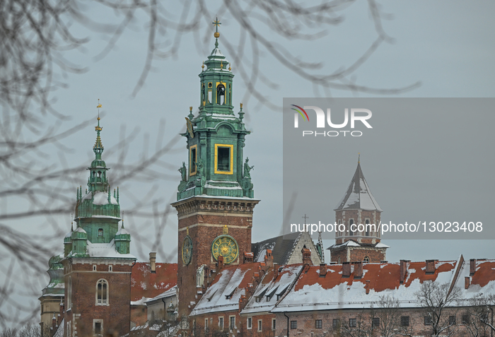 Winter Weather Arrives In Krakow With Snow And Freezing Rain Warning