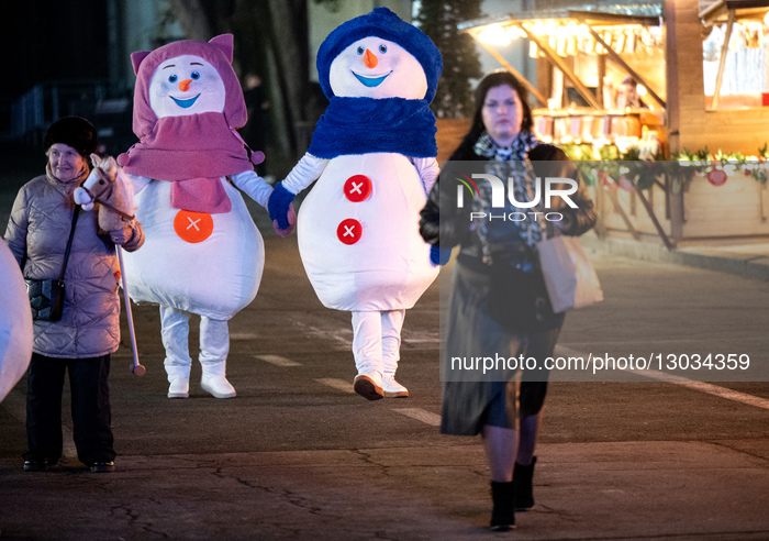 Preparations for Christmas and New Year holidays in Kyiv