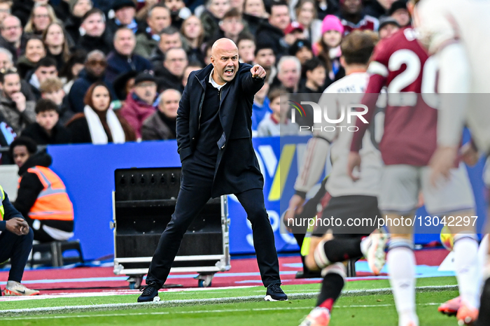 West Ham United v Liverpool - Premier League