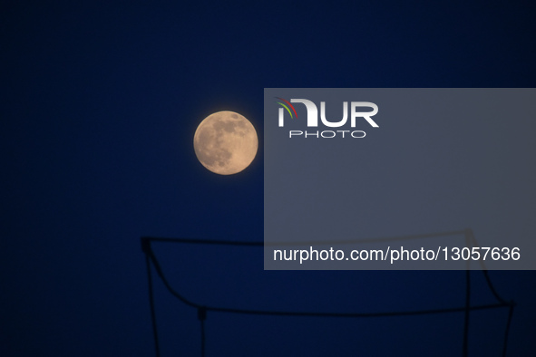 The last supermoon, also known as the cold moon, rises in Srinagar, Kashmir, India, on December 4, 2025.  by Faisal Khan/NurPhoto