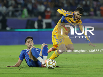 Angel Correa #7 of Club Tigres drives the ball forward during the first leg semifinal match of Liga MX between Club Tigres and Cruz Azul at... by Eyepix/NurPhoto