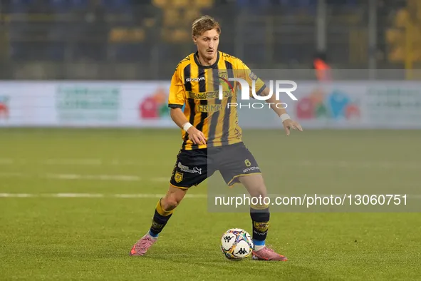Marco Bellich of SS Juve Stabia during the Serie B match between SS Juve Stabia and Bari at Stadio Romeo Menti Castellammare Di Stabia Italy... by Franco Romano/NurPhoto