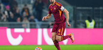 Editorial photo: Bryan Cristante of AS Roma in action during the Serie A Enilive match between AS Roma and Como 1907 at Stadio Olimpico on December 15, 2025 in Rome, Italy.  by Giuseppe Maffia/NurPhoto