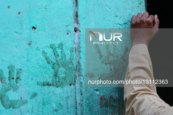 Egyptians and devotees of Ahl al-Bayt celebrate the birth anniversary of Imam Ali Zayn al-Abidin in the Sayyida Zaynab district of Cairo, Eg... by Doaa Adel/NurPhoto
