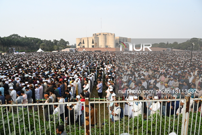 Hundreds Of Thousands Join July Uprising Leader Sharif Osman Hadi`s  Funeral In Dhaka,.