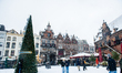Storm Anna brings strong winds and snow to the Netherlands. In Nijmegen, families and chil...