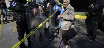 Gallery cover photo: Explosion Reported In Building In Paseos De Taxqueña, Mexico City
