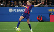 Irene Paredes plays during the match between FC Barcelona Women and Madrid CFF, correspond...