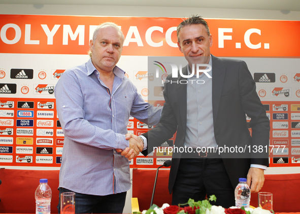 Paulo Bento during the official presentation in Olympiacos, on August 11, 2016. 