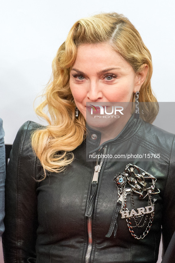 Madonna is in Berlin to the opening of her personal trainer Gym. Nicola Winhoffer opens the new "Hard Candy Fitness" in Berlin, on October 1...