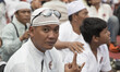 A member of the supporters show his support for Jokowi for President. Moeslim supporters a...