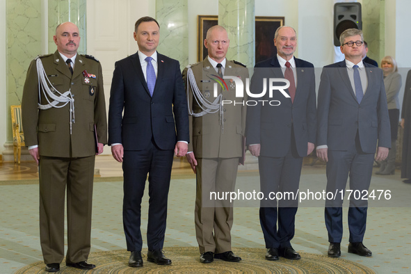 General Jaroslaw Mika (L) President of Poland Andrzej Duda (2L), General Miroslaw Rozanski (C) and Polish minister of national defence, Anto... by Mateusz Wlodarczyk/NurPhoto