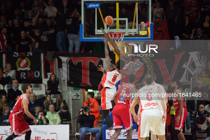 Openjobmetis Varese v Pesaro Basket - Italy Lega Basket of Serie A