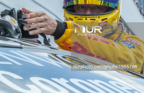 Tom Coronel of Netherland and ROAL Motorsport driver before the race on the Hungarian WTCC Grand Prix race day at Hungaroring on May 14, 201...