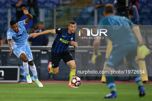 Serie A Lazio v Inter
Wallace of Lazio and Ivan Perisic of Internazionale at Olimpico Stadium in Rome, Italy on May 21, 2017.
 