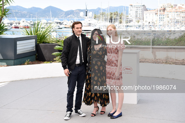Actor Joaquin Phoenix, director Lynne Ramsay and actress Ekaterina Samsonov (from L to R) of the film "You Were Never Really Here" pose for...