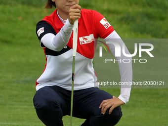 Na Yeon Choi of the Republic of Korea lines up her putt on the 7th green during the final round of the Meijer LPGA Classic golf tournament a...