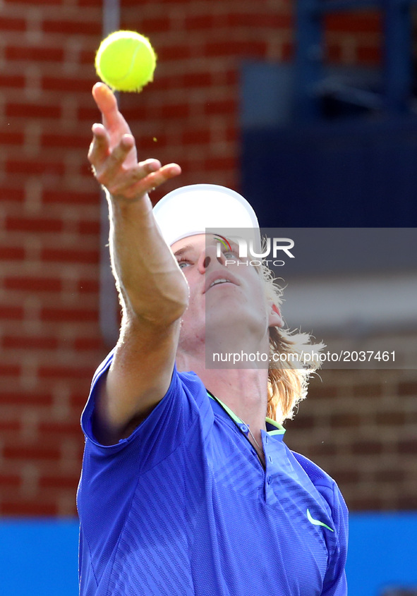 Denis Shapovalov (CAN)  againstTomas Berdych CZE  during Round Two match on the third day of the ATP Aegon Championships at the Queen's Club...
