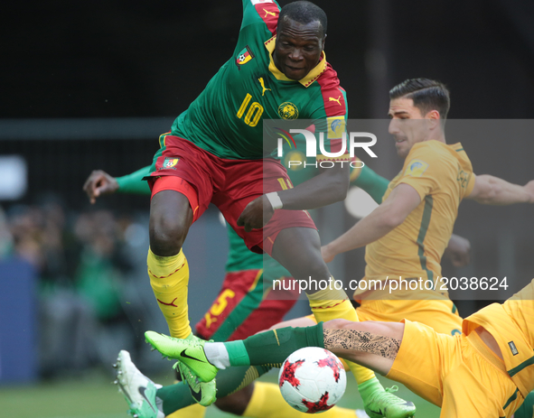 Vincent Aboubakar of the Cameroon national football team vie for the ball during the 2017 FIFA Confederations Cup match, first stage - Group...