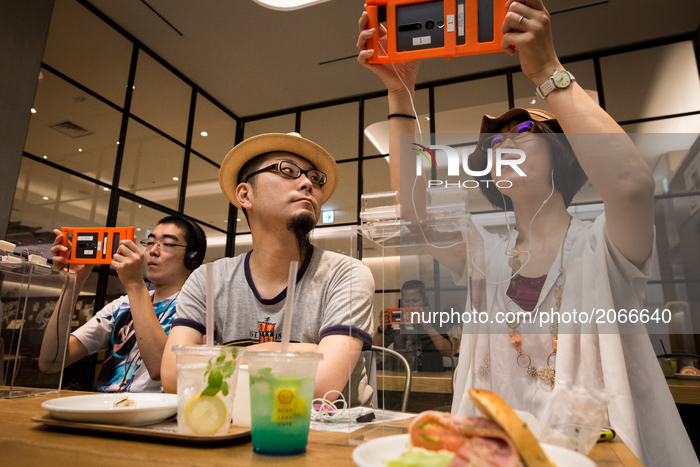 Japan Augmented-reality VR Idol Hatsune Miku