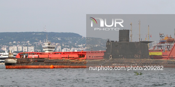 A tugboat tugs Bulgarian almost 60 years old Russian made clas Romeo submarine "Nadezhda" (Hope) during an unique sea transportation operati...