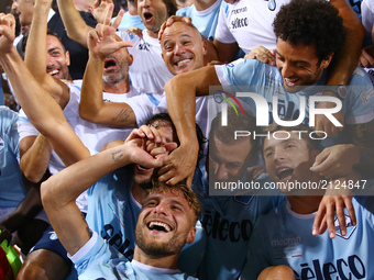 Lazio players celebrate their victory after the Italian Supercup match between Juventus and SS Lazio at Stadio Olimpico on August 13, 2017 i...