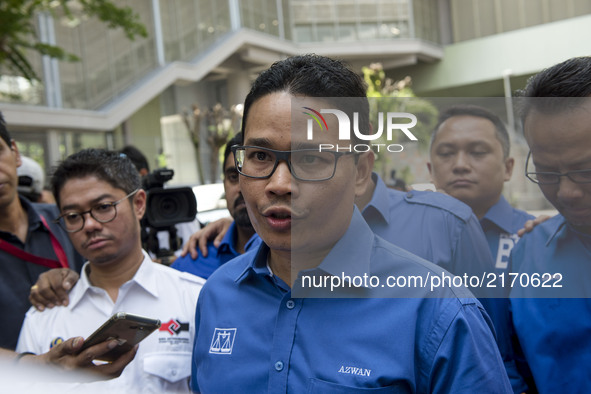 Khairul Azwan Harun(41, politician) has an interview with press. UMNO(United Malays National Organisation) Youth urges UN to act immediately...