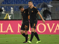 Edin Dzeko celebrates after scoring goal 2-0 with Alessandro Florenzi during the Italian Serie A football match between A.S. Roma and F.C. H...
