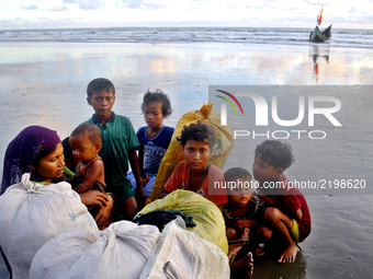 Rohingyas wait for boats at Shah Porir Dwip to go to the mainland in Cox's Bazar's Teknaf, Bangladesh on 15 September 2017. Around 370,000 R...