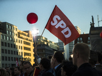 Supporters of the Social Democratic Party (SPD) attend an election rally at Gendarmenmarkt in Berlin, Germany on September 22, 2017.  (