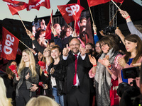 Chancellor candidate of the Social Democratic Party (SPD) Martin Schulz greets his supporters at the end of an election rally at Gendarmenma...