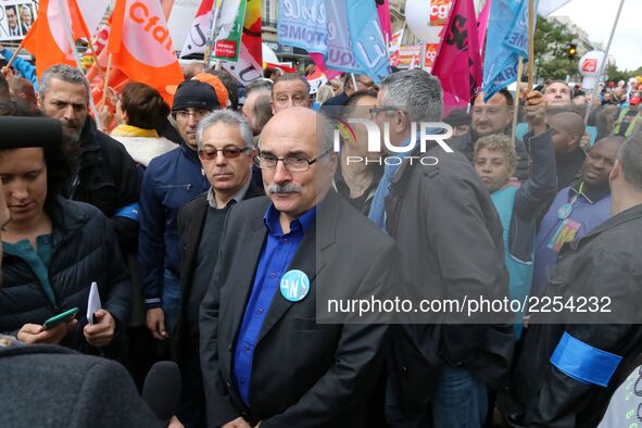 General secretary of the Union nationale des syndicats autonomes (UNSA) Luc Berille (C) and General secretary  of police's union UNSA Police...