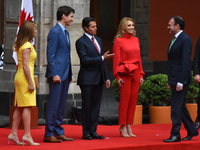 Canada's Prime Minister Justin Trudeau and his wife (L) and President of Mexico Enrique Pena Nieto and his wife are seen  during   the Welco...