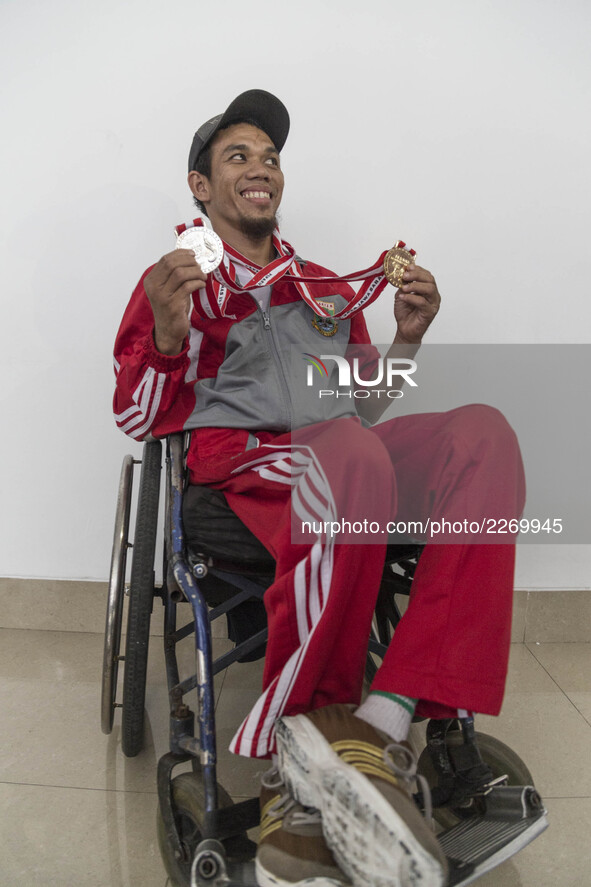 SUBHAN, an athlete from Banten, Badminton with Gold Medal in Indonesai Para Games, candidate for Asean Games Athlete from Indonesia, have no...