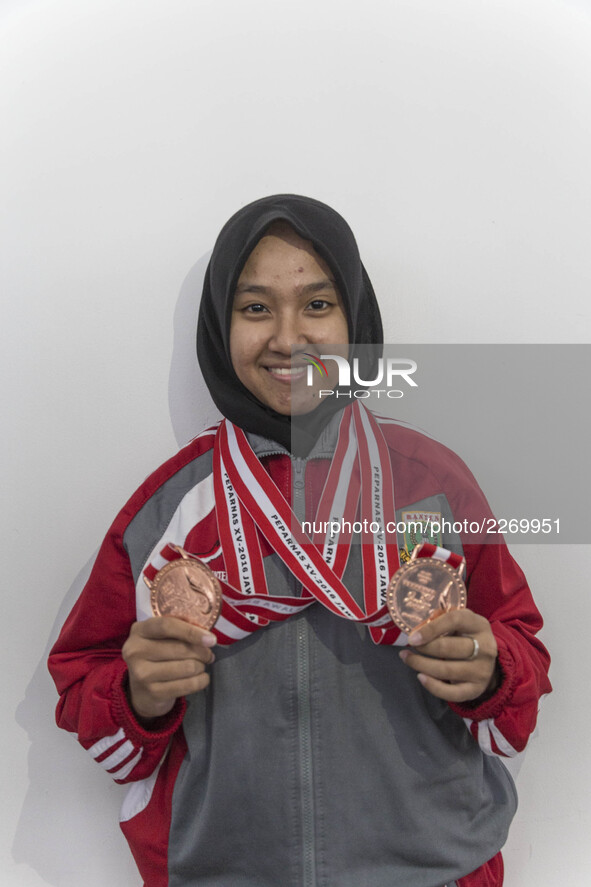  INDAH, an athlete from Banten,Table Tennis Player with bronze Medal in Indonesai Para Games, candidate for Asean Games Athlete from Indones...