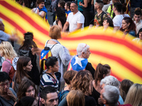 More than 400.000 people march in the streets of Barcelona, Spain, on 21 October 2017 to demand freedom for the 2 independence leaders jaile...