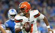 Cleveland Browns quarterback DeShone Kizer (7) looks to pass during the first half of an N...