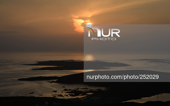 Sunset in Connemara seen near Clifden. 17th September 2014, Connemara, County Galway, Ireland. Photo: Artur Widak /NurPhoto 