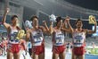 (141002) -- INCHEON, Oct. 2, 2014 () -- Athletes of Japan celebrate after the the men's 4X...