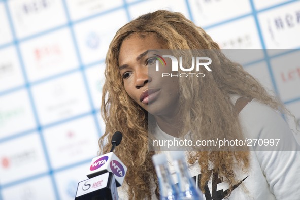 (141003) -- BEIJING, Oct. 3, 2014 () -- Serena Williams of the United States reacts during the press conference at the China Open tennis tou...