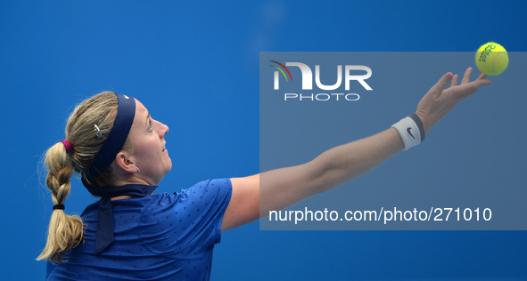 (141003) -- BEIJING, Oct. 3, 2014 () -- Petra Kvitova of Czech Republic serves the ball during the women's quarterfinal match against Robert...