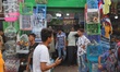 People purchase pets from a shop in New Delhi, India, on 7 July 2019. 