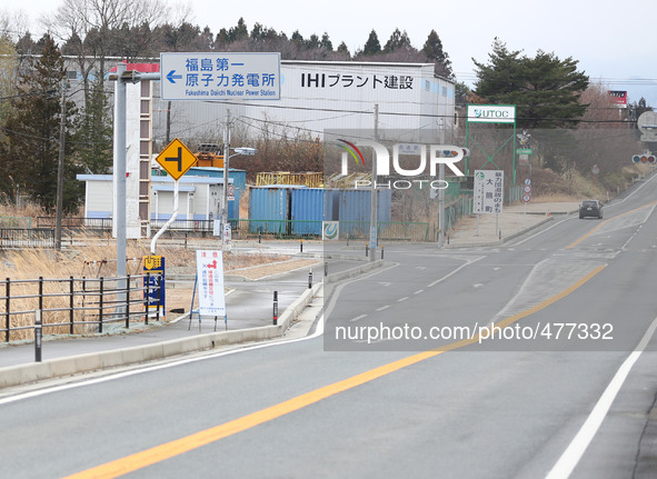 (150310) -- FUKUSHIMA, March 10, 2015 () -- The sign of Fukushima Daiichi nuclear power plant is seen in the district of Okuma, Fukushima Pr...