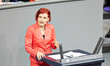 The Bundestag is holding a special session on "Helping the victims of the flood misery". G...
