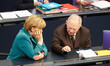 The Bundestag is holding a special session on "Helping the victims of the flood misery". G...