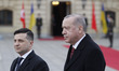 Turkish President Recep Tayyip Erdogan (R) and Ukrainian President Volodymyr Zelensky (L)...