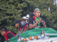 Several indigenous people from the minga arrive in Bogotá. A caravan of 8,000 indigenous people, members of the Valle and Cauca reservations...